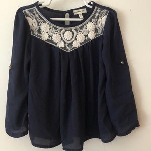 NWOT Girls Navy Blouse w/white embroidery size 4T